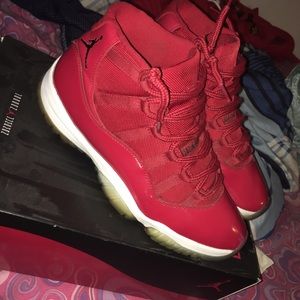 Red Jordan 11’s